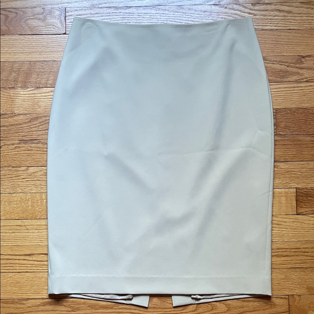 St John Elegant Cream Silk Pencil Skirt - 8
